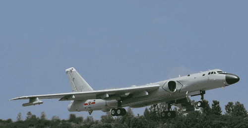 轰-6K、图-95共同飞越宫古海峡!中俄第11次战略巡航,亮剑西太平洋