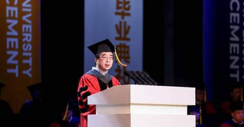 潘建伟院士:首先要做健康快乐的人
