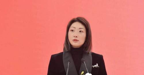 宗馥莉财富缩水480亿元,能靠KELLYONE挽救身家吗?