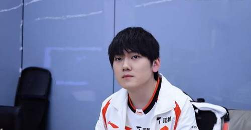 LPL第三赛段涅槃组焦点对决上线！TheShy、Rookie合体率IG迎首秀 还有WE冲连胜等你看