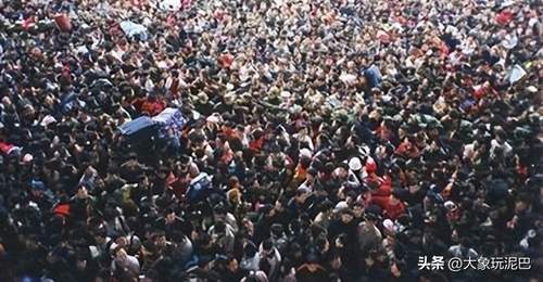全球多国陷入人口拐点困局:63国人口已达峰值 日本生育率破1、韩国现微妙松动引关注