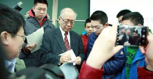 走进清退风波后的清华丘班 多元活动里藏着对特殊人才培养的反思 从分数争议看适配性提升的迫切性