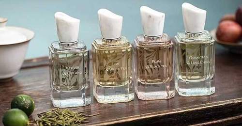 茶香香水体验记：解锁西梅红茶与青柠白茶的多元场景玩法