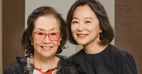 林青霞探望葛兰唱经典曲目引其露笑 发文悼好友称其是永恒的太阳