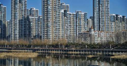 上半年超560条政策稳楼市