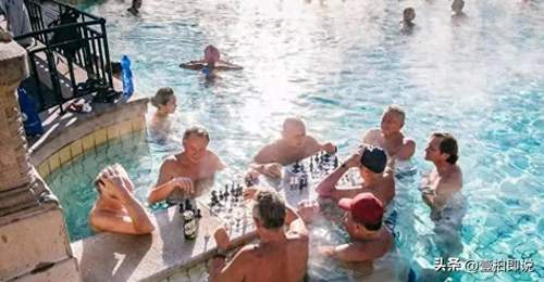 德国混浴要求一丝不挂?男女混浴还可以治病,但是只需要花41欧