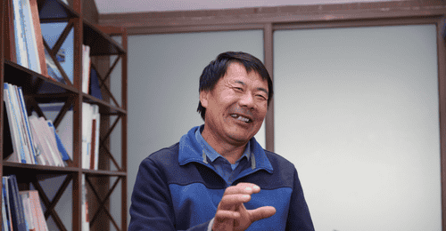 外卖骑手获鲁迅文学奖,低处飞行也能抵达人生高处