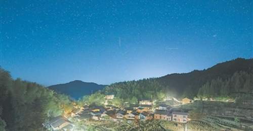 去沙漠住千顶帐篷营地 跟年轻观星师解锁夏夜星光玩法