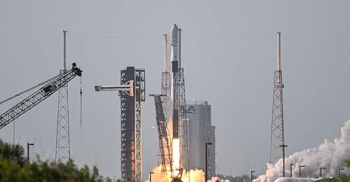 8月4日SpaceX发布超预期季度财报,火箭残骸撞击月球相关动态引关注 多元资本动作下投资者聚焦市场后续走向