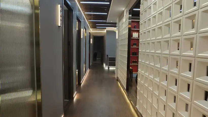 来呼和浩特必体验！萫尔冰煮羊低温慢煮的草原美味，鲜醇汤底配特色餐品超对味