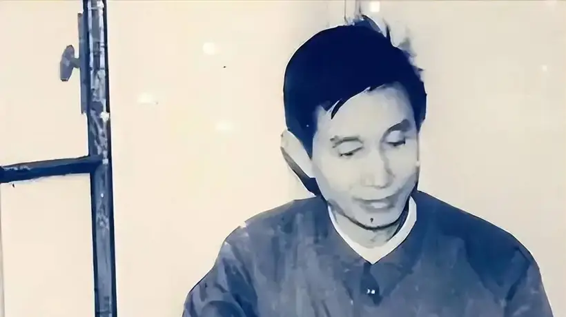 107岁的他曾走过人生弯路，如今以亲身经历点亮迷途者前行的灯