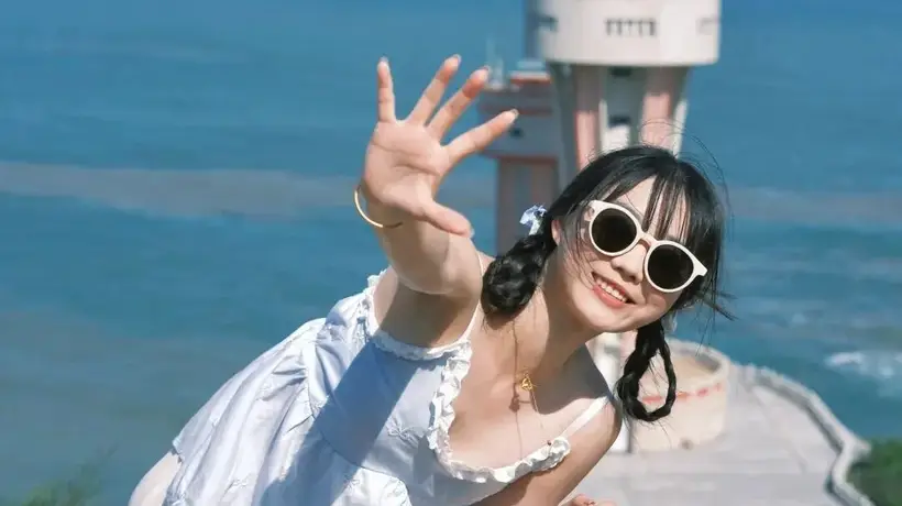 奔赴一座海岛,追一场落日,食一席海鲜,存一整本海边胶片