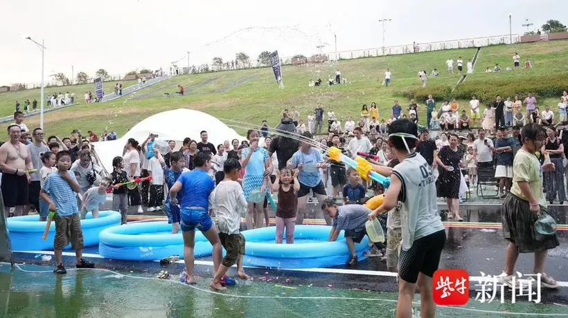 南京金牛湖夏日文旅活动邀你玩!溯溪捞鱼享清凉,夜赏专属烟花秀解锁全域欢乐体验