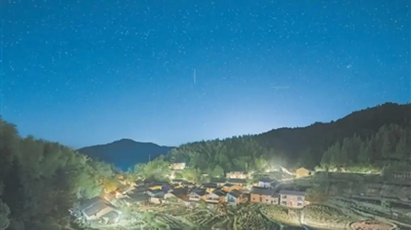 去沙漠住千顶帐篷营地 跟年轻观星师解锁夏夜星光玩法