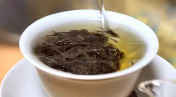 茶温刚好，日子也刚好