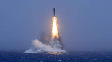 8000公里落点太平洋!解放军试射战略导弹,美国这次看懂了信号