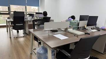 逛商圈品现炸把把串 跟着优质餐饮品牌解锁多元小吃体验