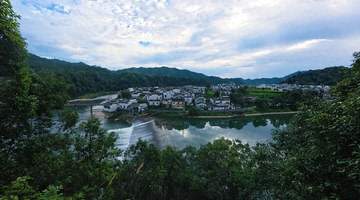 百万粉丝博主虹关打卡!上饶婺源民宿体验:慢生活要住下来才懂