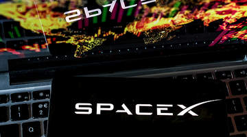 SpaceX上市首份季报落地:营收近乎翻倍,AI大额投入引发盘后股价跌超8%,业务动态引多元关注与参与讨论