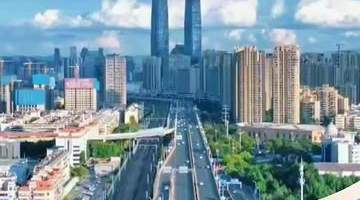 7月政治局会议部署下半年经济 多元消费新场景点亮参与式体验