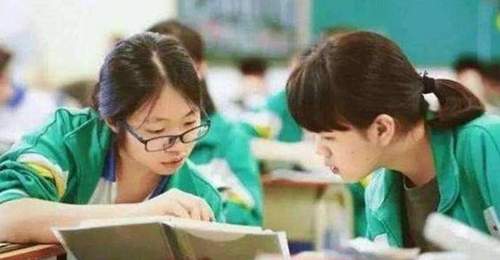 “比早恋更可怕!”中学生毒友谊正在迅速蔓延,家长要提高警惕