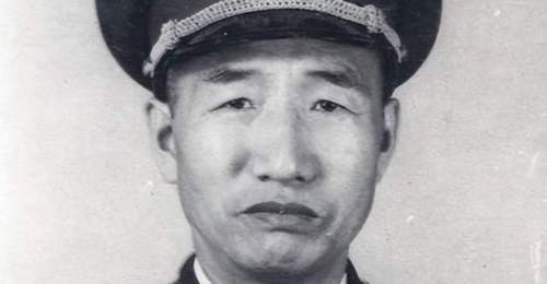 1950年甘肃土改,被判死刑的地主行刑前大喊:我救过徐向前的命