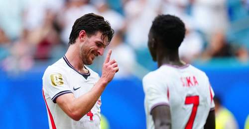 世界杯-萨卡双响赖斯传射孔萨破门 英格兰半场4-0法国