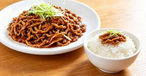 京酱肉丝简单美味做法,滑嫩入味不柴不腥,厨房小白也能做