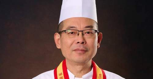 廖仁：湘菜大师的匠心传承与成就