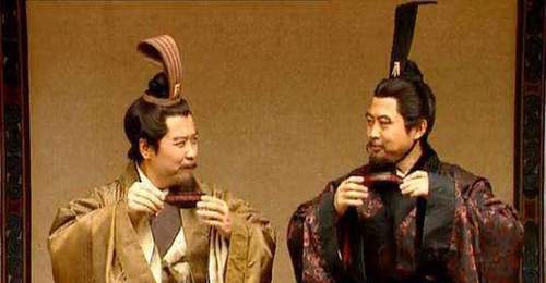 乱世入川风云起 益州豪强刘璋的两难选择与各方势力博弈