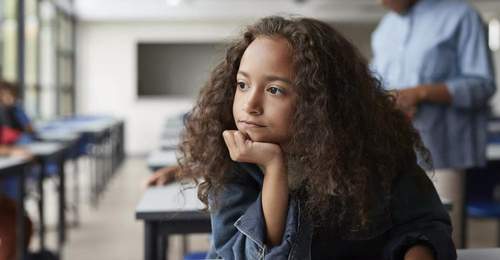 学霸考第一仅爽 10 秒,人设塌了就恐慌?家长别再逼