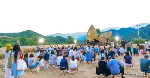 北京昌平区流村镇溜石港梯田大地音乐会举办