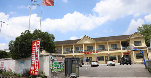 修文县幸福村旅居游客陆续入住