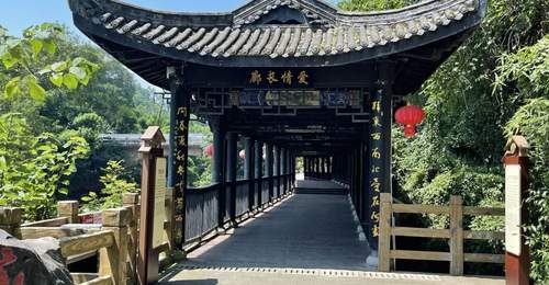 别把退休金都花在旅游上!这4件事,比走遍天下更养人