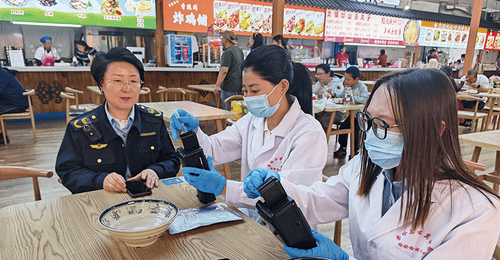 察右中旗:紧盯舌尖小事 让游客玩得更尽兴