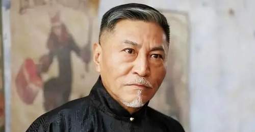66岁演员王侃因病去世,系91岁表演艺术家牛犇次子