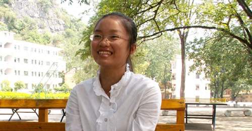 桂林中学高三生王虹欲转数学专业 班主任唐年华：她在数学这条路绝对能走得好