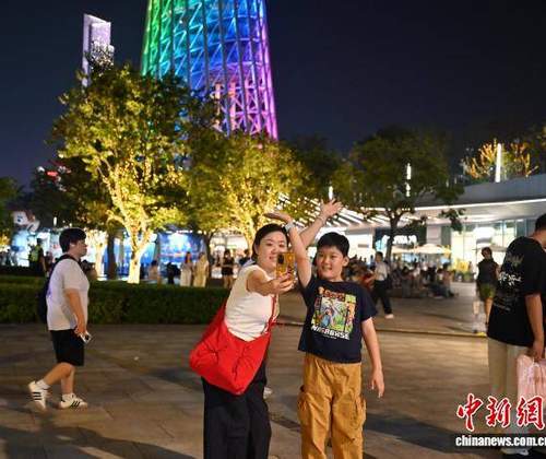七月二十三晚来广州塔，打卡绚丽夜景解锁暑期热门参与体验