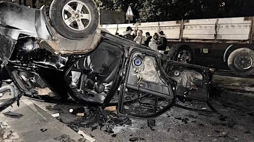 美媒报道:乌民众怒砸征兵车!最“反俄”的利沃夫,再不想填线当炮灰了