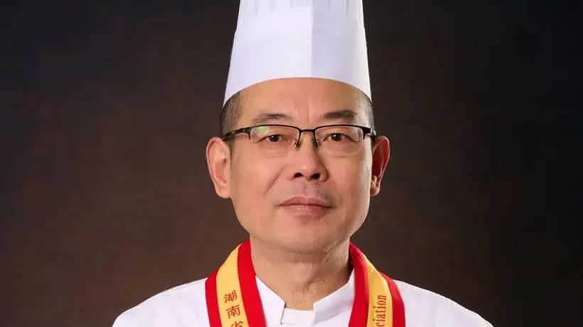 廖仁:湘菜大师的匠心传承与成就