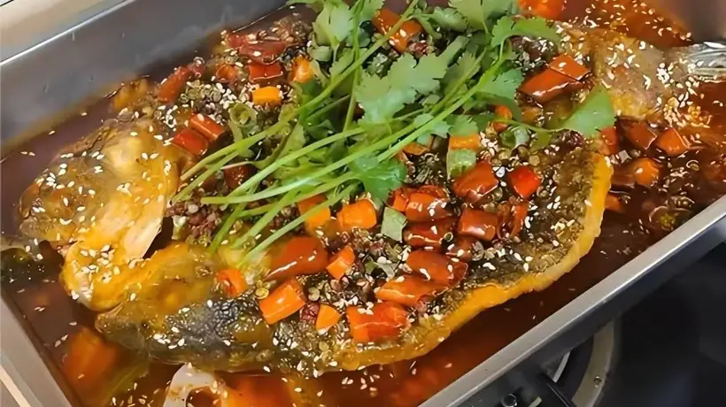在家轻松做出喷香烤鱼 新手也能跟着烤出好吃的家庭版美味