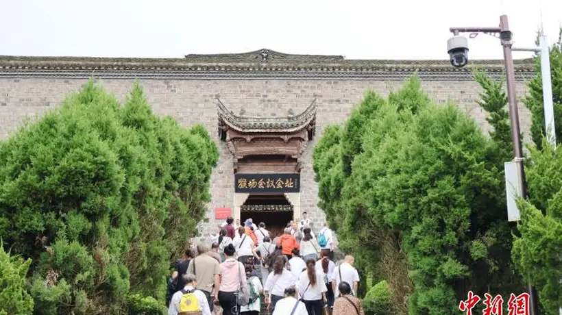 猴场会议会址与纪念馆“七一”迎参观热潮