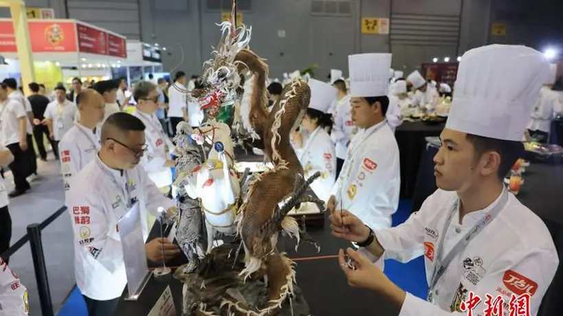 四川成都:全球400余名烹饪精英同台角逐国际中餐烹饪锦标赛