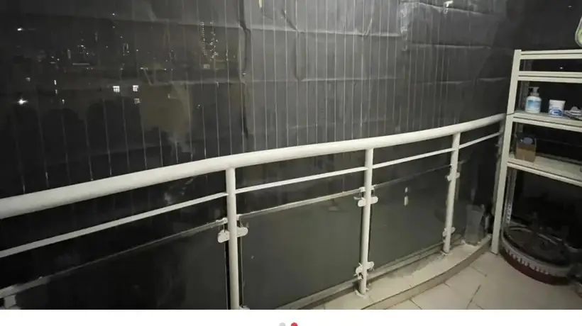 男子一觉醒来枕巾长“多肉” ,随手一捏吓得把枕巾丢了