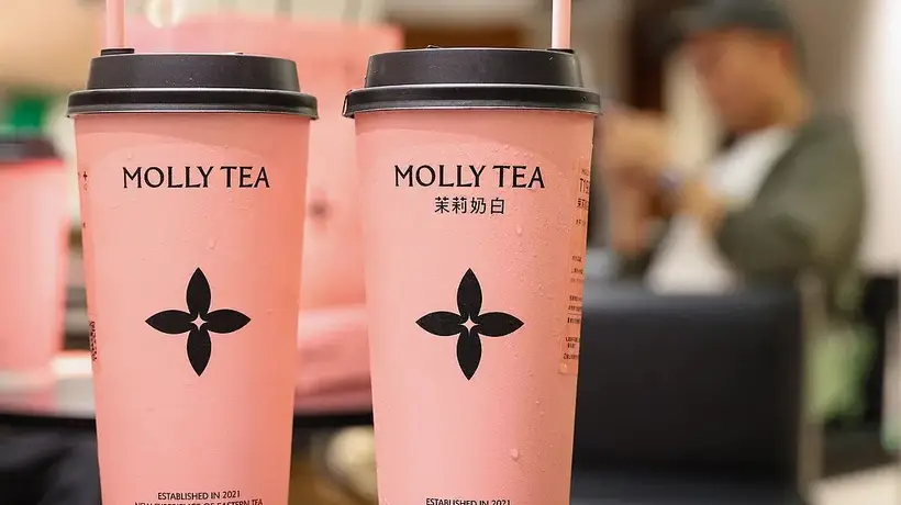 LV诉茉莉奶白:到底是新茶饮“蹭大牌”,还是奢侈品“不讲武德”