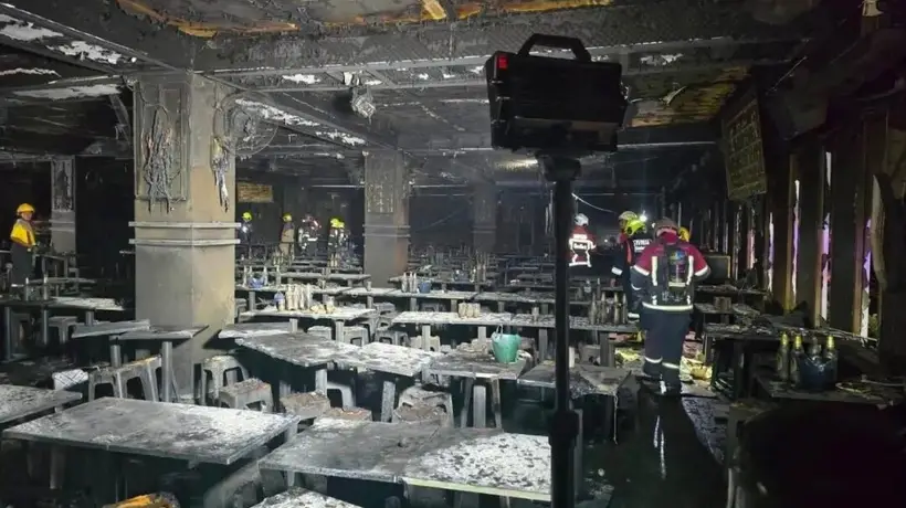 泰国曼谷酒吧火灾死亡人数升至30人,起火原因初步推断为天花板上的空调设备短路