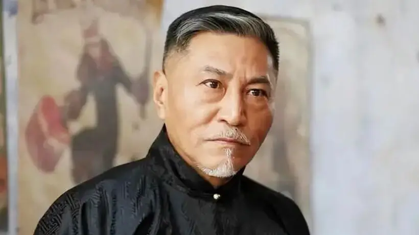 66岁演员王侃因病去世,系91岁表演艺术家牛犇次子