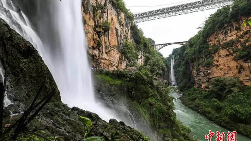 马岭河峡谷风光壮丽迷人