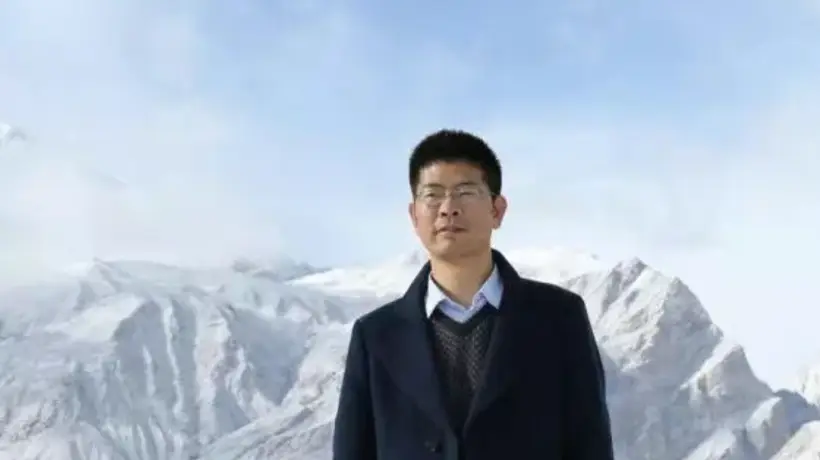 与病魔抗争九年仍坚守一线的吴新锋教授逝世,曾创办新疆首个高校非遗研究中心