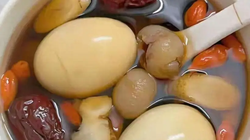 参与多元食养活动，自制桂圆当归蛋汤/牛奶饮，解锁睡好气色佳的暖心体验